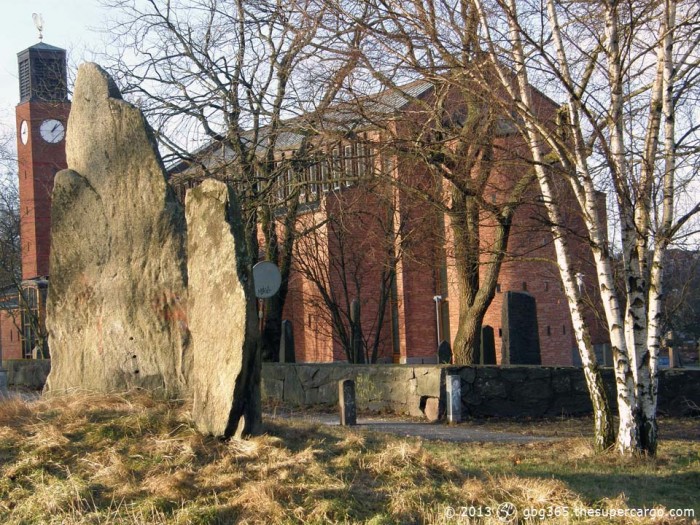 Sannegårds monument and Lundy New Church