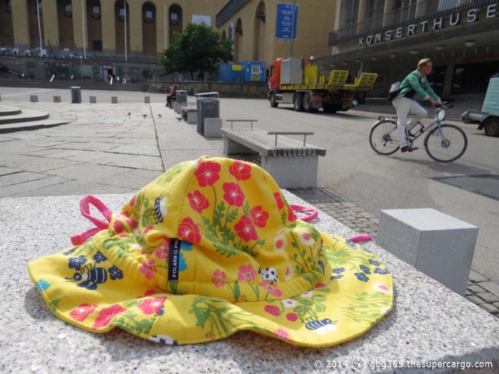 Summer  bonnet